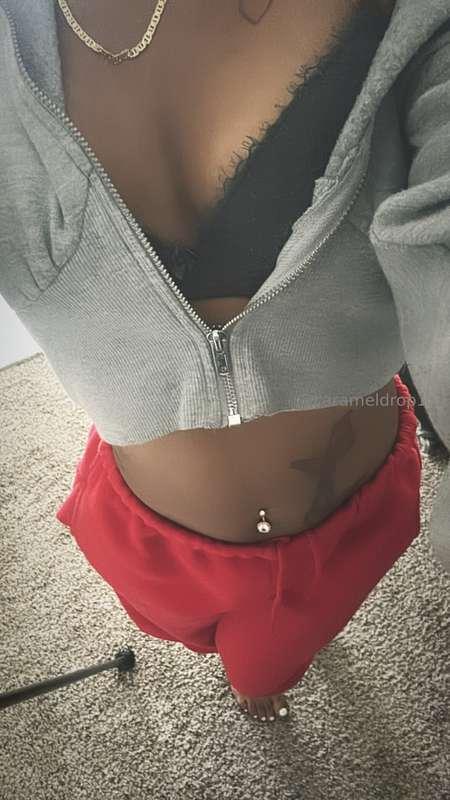 Only Fans Menu🔥Photo sets (5-10 pics)$5 Feet$10 Casual$25 Bi..