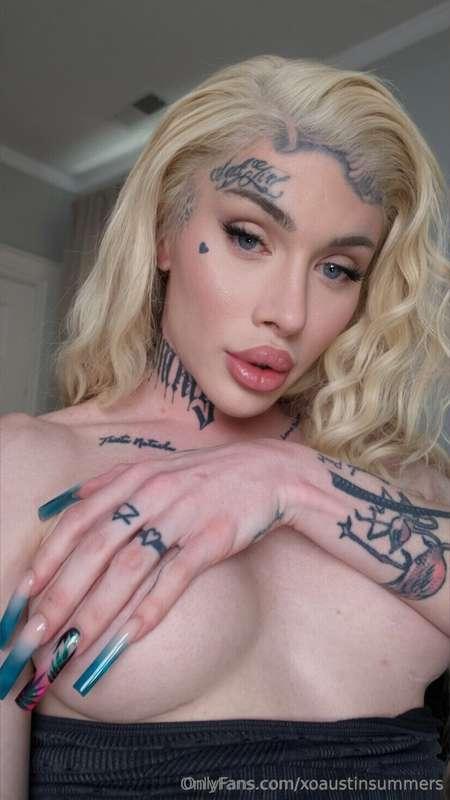 You're not the only thing under my thumb. Come to my DMs, an..