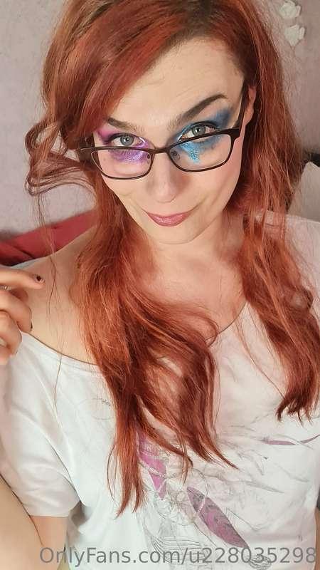 What do you think of my new make up?