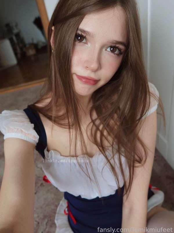 temikmiufeet image #1