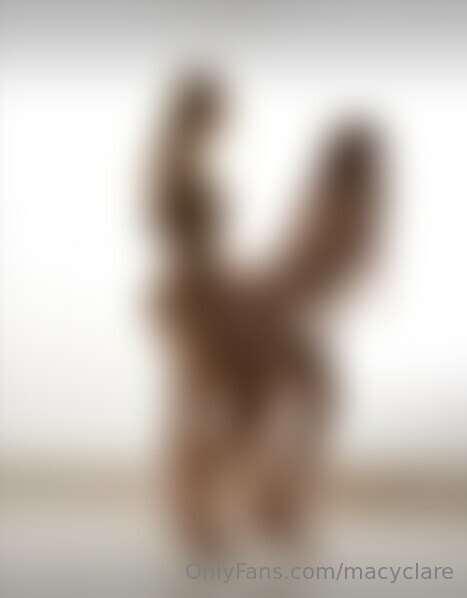 My girl @brookeashleyxo and I did a sexy collab shoot with o..
