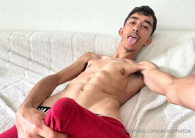 ❇️FREE PAGE ❇️My Argentinian friend @franchutwink has a very..