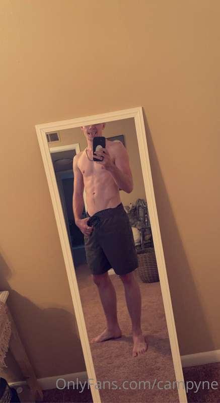 Started regularly working out again. Can you tell the differ..