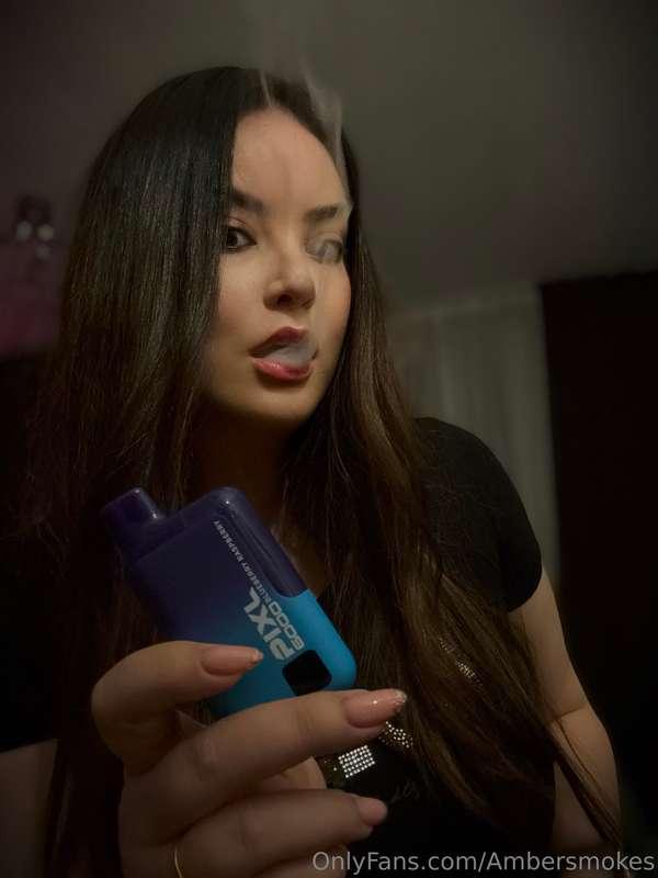 Craving a cigarette more and more pff.. 👀Vaping Goddess stil..