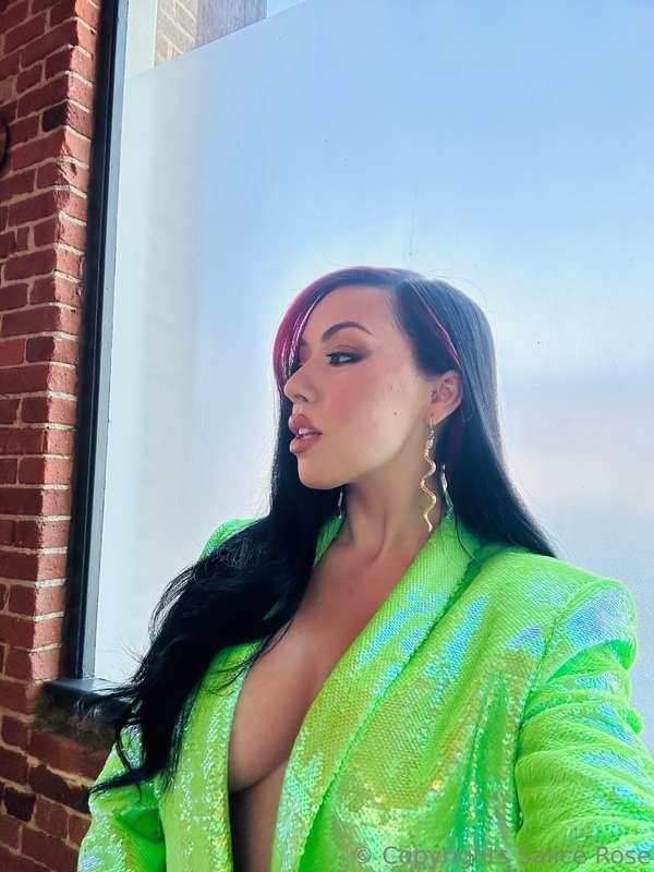Mommy? Sorry. Mommy?😌😋💦 come spoil me 🥰