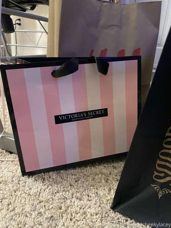 Do you want to see what I bought? ☺️