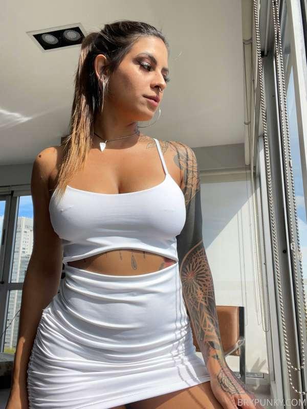 I have a new dress 🤩
White became my fav color for clothes s..