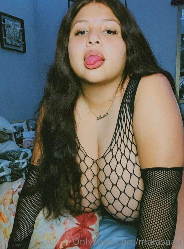 Dicen que una rusa de una chichona te reinicia la vida, será..