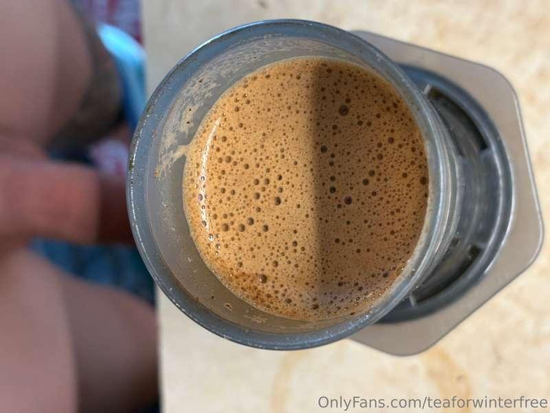 Do you want some afternoon coffee? 