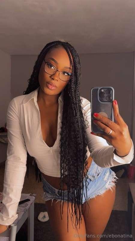 Looking pretty for you☺️😘