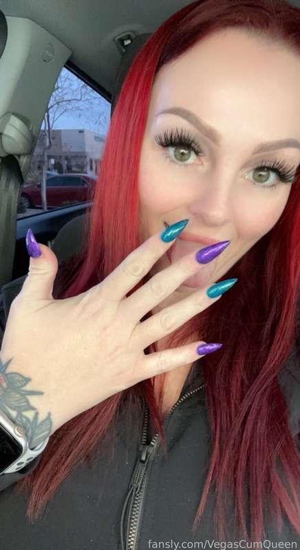 Do you like my new nails?? 
