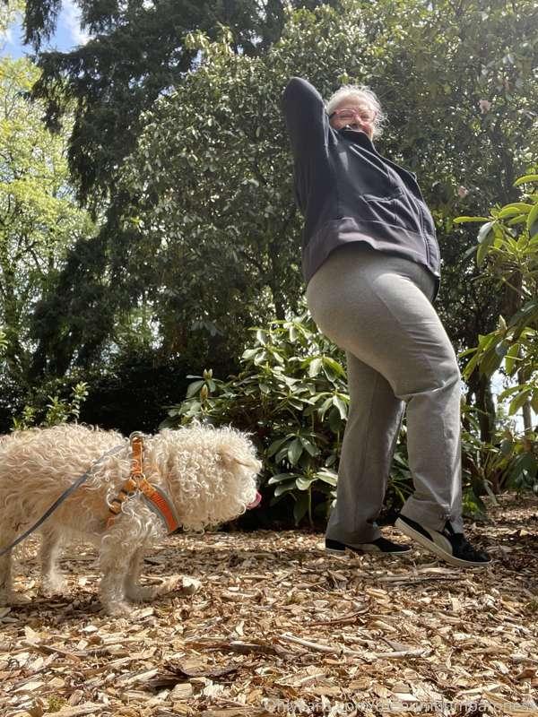 thebumbumbaroness image #2