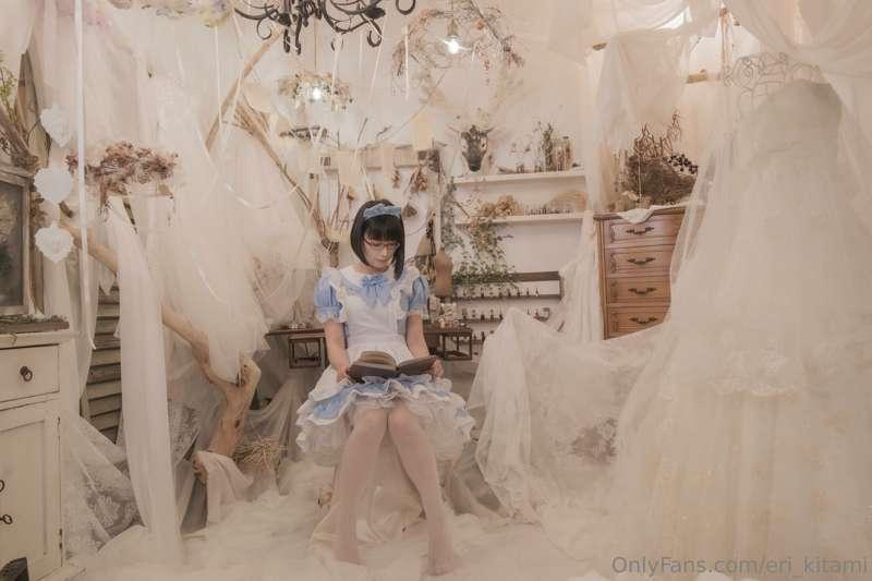 Once upon a time there was a girl who loved books. 
#Alicepa..