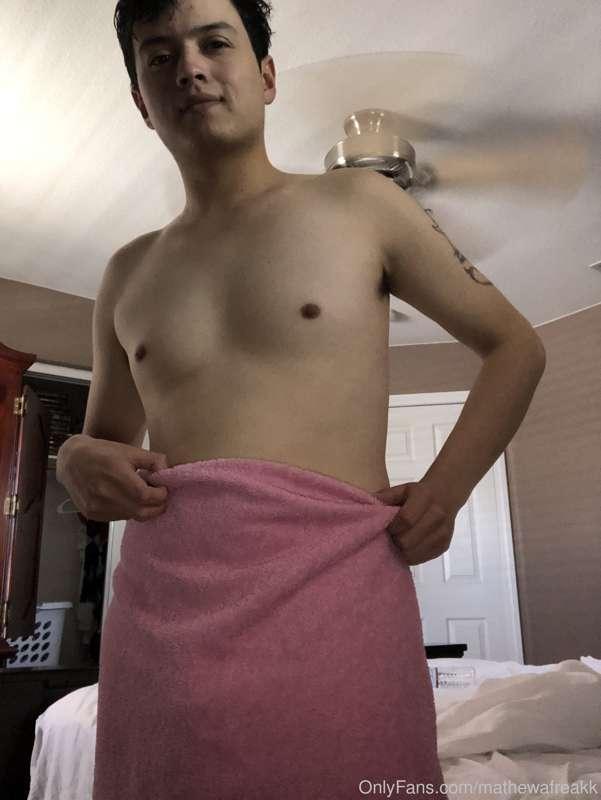 Towel on or off?