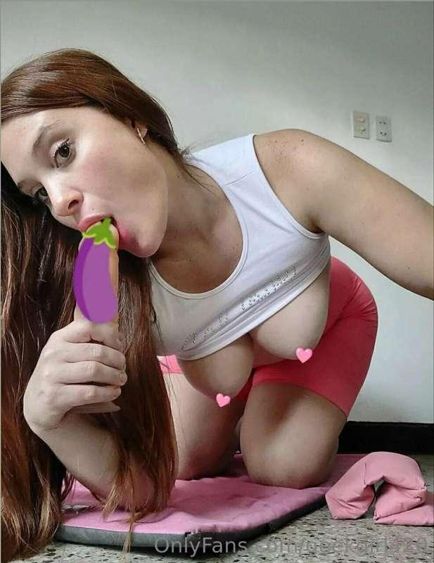 @redhead_xx
✨ 𝐅𝐑𝐄𝐄 𝐀𝐂𝐂𝐎𝐔𝐍𝐓✨
꧁༒•Your favorite redhead•༒꧂
𝑰 𝒘𝒐..
