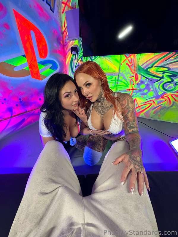 Do we make you hard? 😉 @genesiskiss x @mandicat