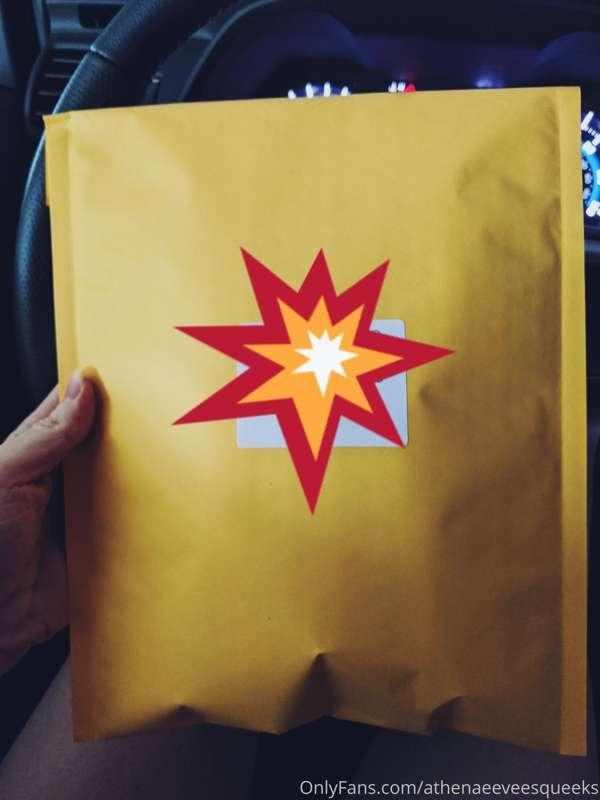 athenaeeveesqueeks image #0