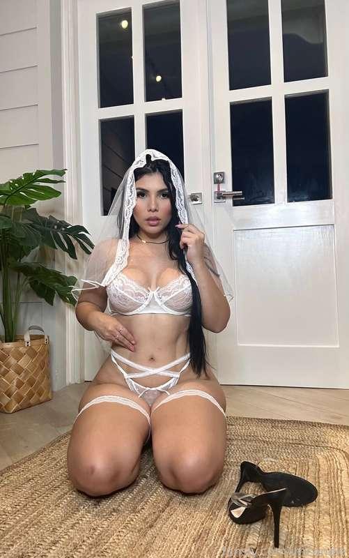 I want to have my first orgasm of the day, can you help me?😈💦

#fetish #fyp #ass #tits #sexting #nudes #booty #bigbooty #fatass #pussy #latina #wetpussy #imcandle