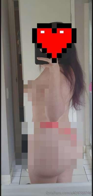 Remove the blur below 👇 😛
