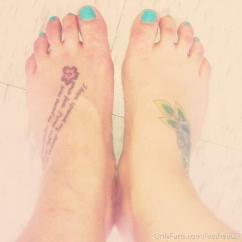 10 little piggies ♡