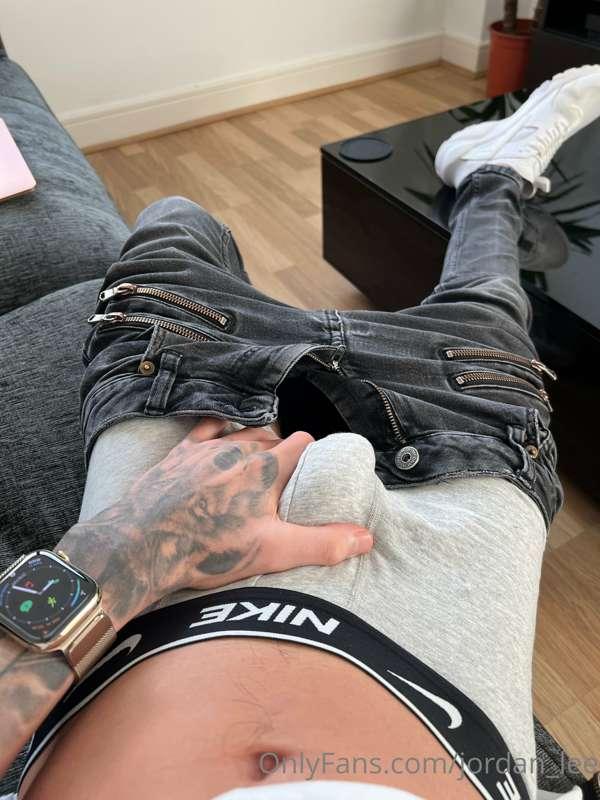 😮‍💨 needs sucking