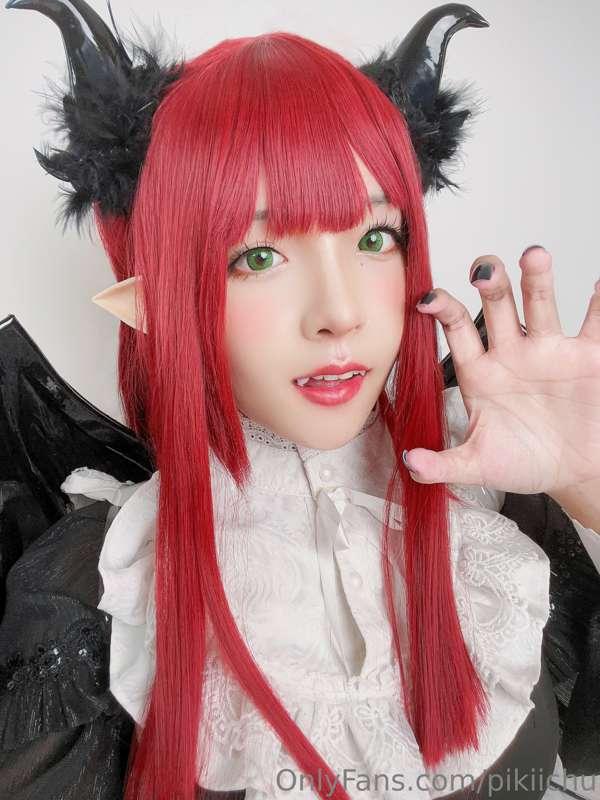 Trick or Treat?😈😈 
Happy Halloween everyone. 👻👻

❤️$10 to un..