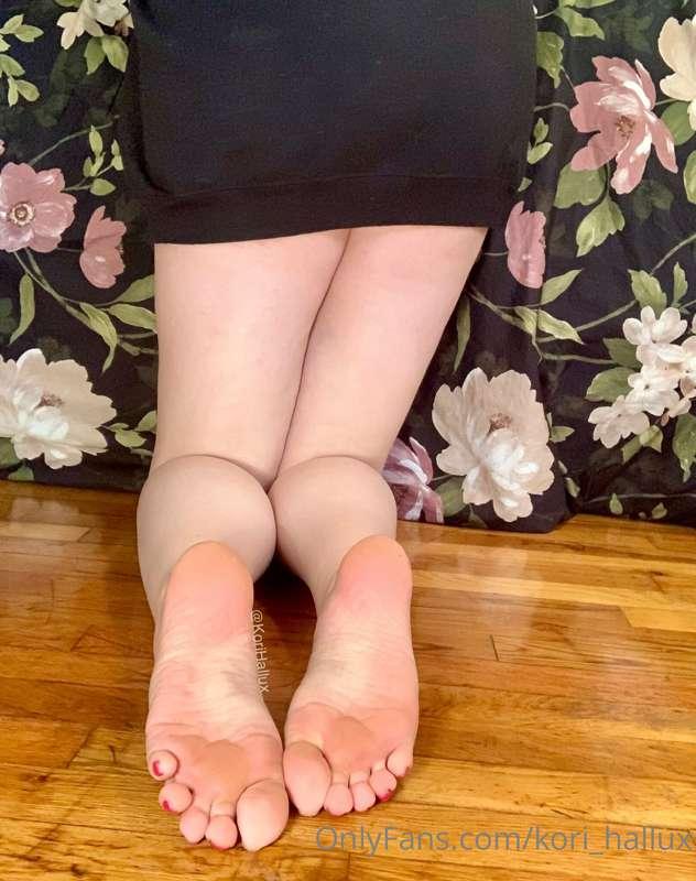 POV: We’re hanging out and I’m only wearing a hoodie, and yo..