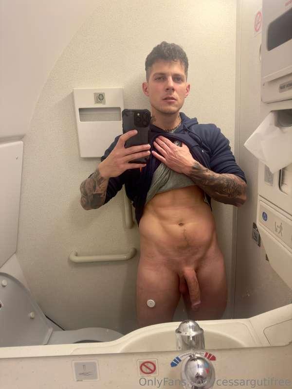 💣💣FREE FOR FEW MINUTES⬇️👉🏻👉🏻 @freeboygym👉🏻 onlyfans.com/free..