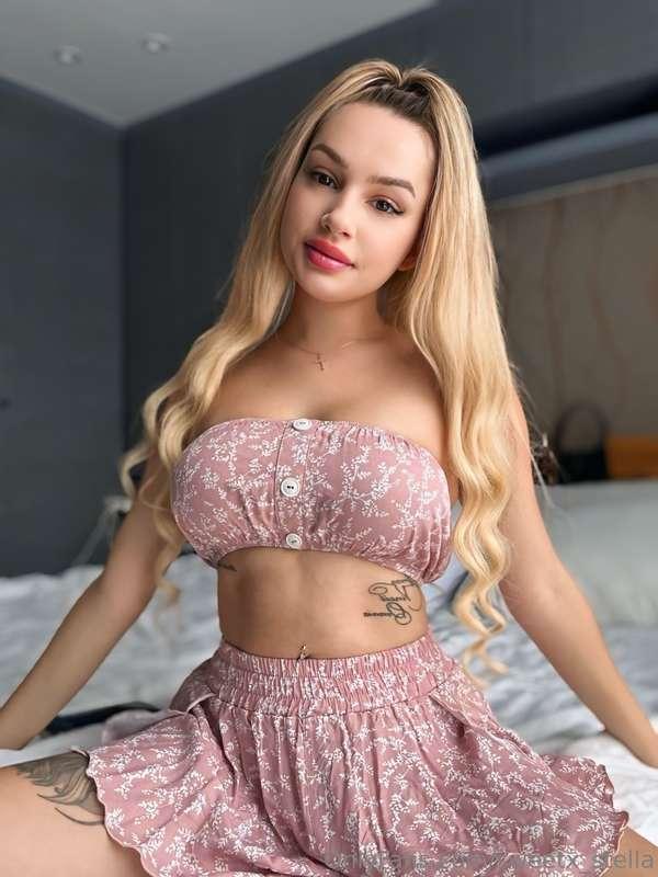 🌸 Feeling cute, might tease you later… 😉Tell me, do you pref..