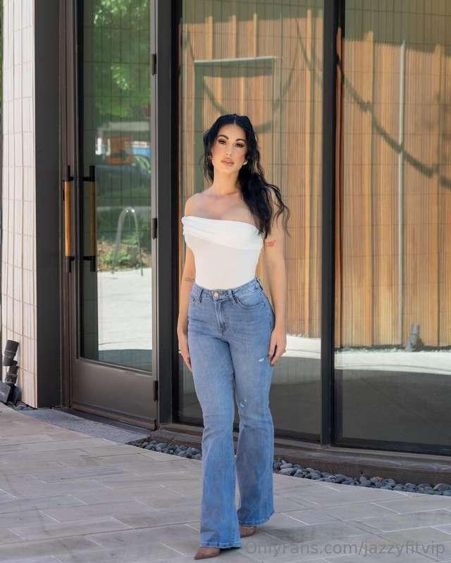 **Casual fit**