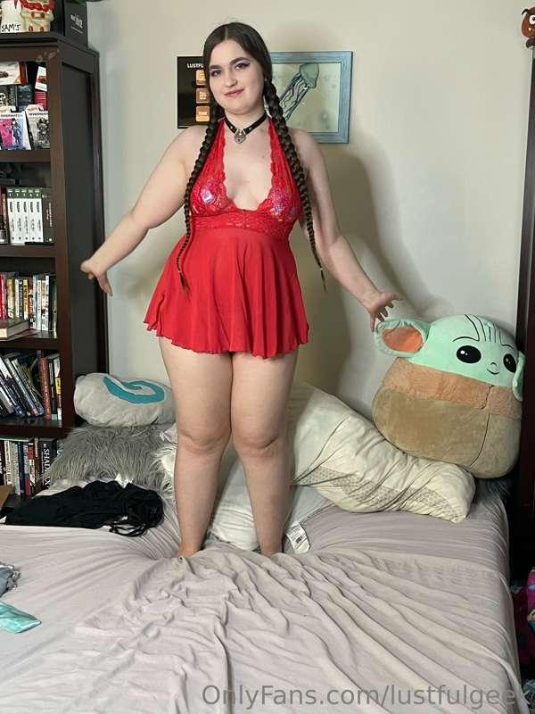 lustfulgeek image #1