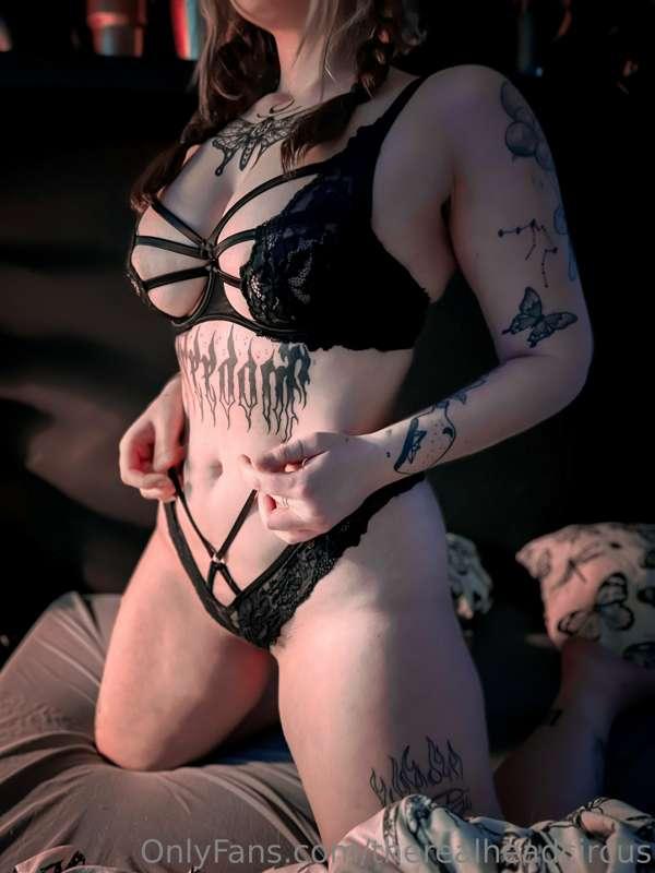 ✨🖤