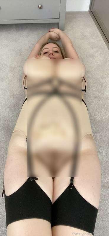 Do you like pics or just video clips? 
#fyp #nude #bigtits #cleavage #nipples #curves #natural #bigboobs #cute #sexy #milf #amateur #free #naked #tease #lingerie #busty  #booty  #stockings #bundles