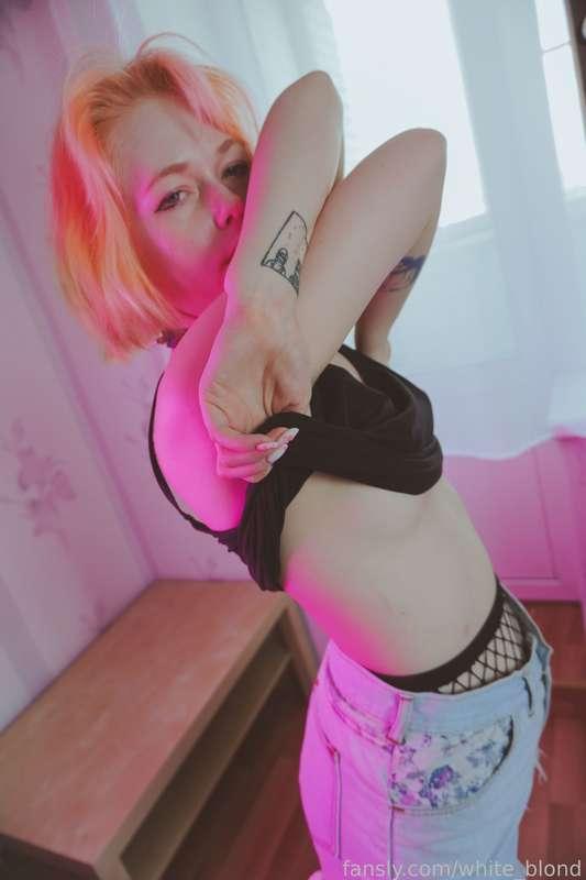 white_blond image #2