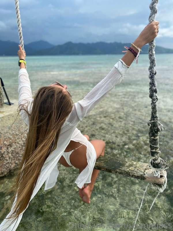 Now I move to Gili Travangan 🦀🦋So amazing island and a lot o..