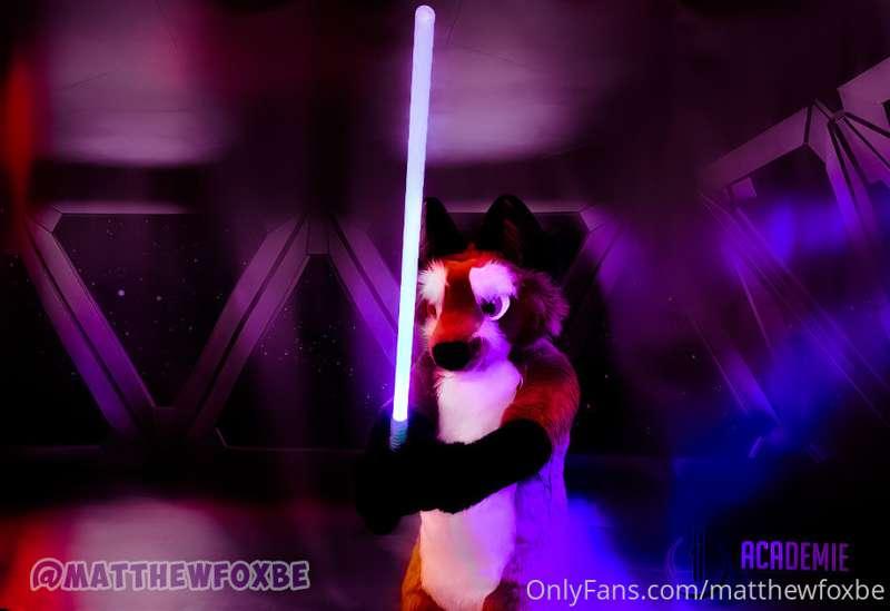 A SFW photo, taken in a convention (non furry though), I hav..