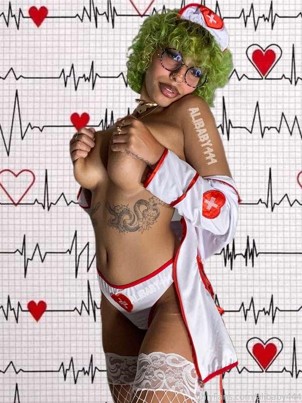 scroll!! 11 more nurse hottie lewds nd nudes 💋🩺 see my cute ..