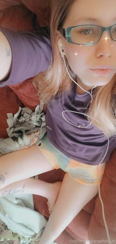 I'm in a good mood so double post today! 😚😚🥰