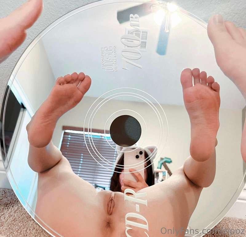 Use me like a CD player, stick yourself in, and I’ll make so..