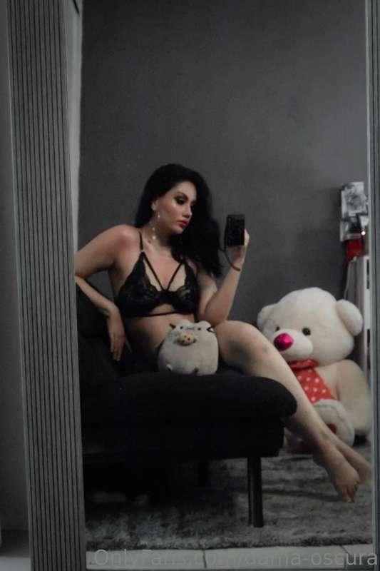 Una sesión muy cómoda con almohadas y peluches te va a gusta..