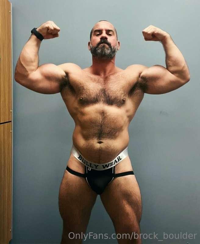 How it started (in my Bully Wear jock) versus how it’s going..