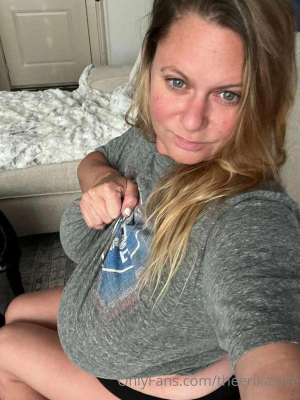 Imagine having your face between my HUGE tits 😈