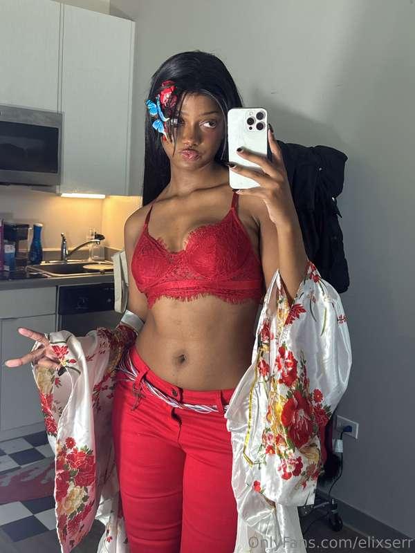 new mai shirani set dropping tomorrow :P Im going to be putt..