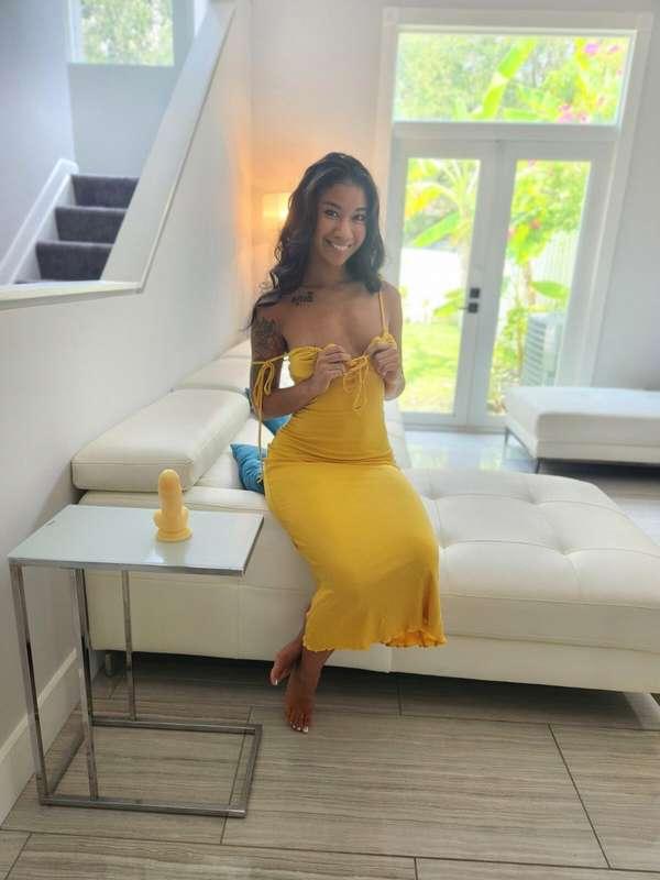 Hope you have some time for me today 🥰 don't be shy, DM me l..