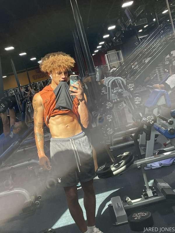 Lick my body😈👅💦