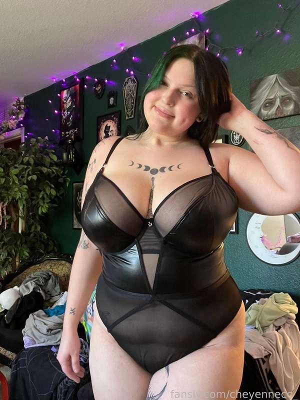 Do you like my new bodysuit🖤💦


#alt #blackhair #tattoos #bigboobs #hugeboobs #boobs #curvy