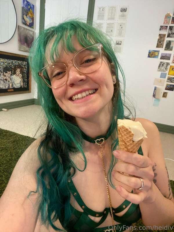 nice and creamy👅#tongue #licking #boobs #lingerie