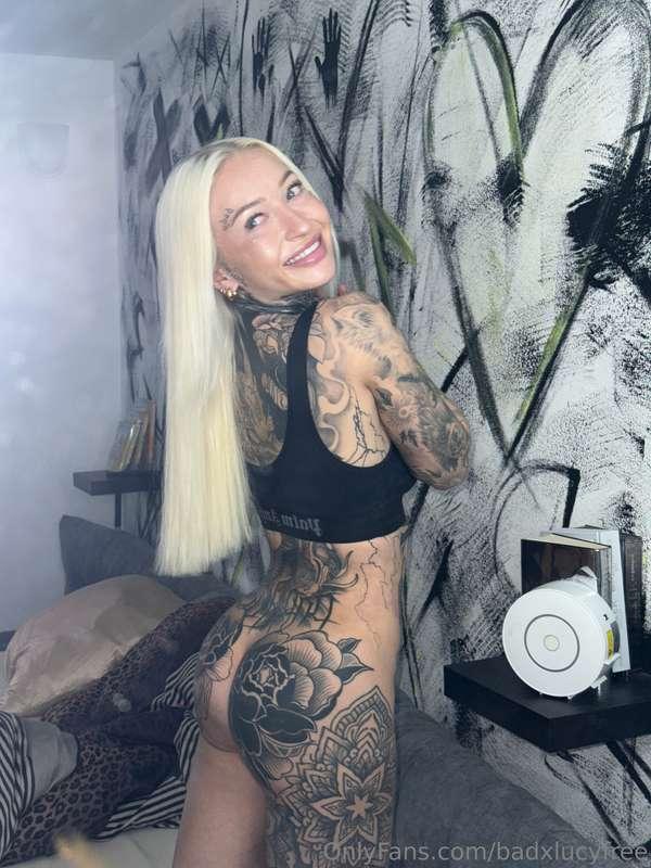 badxlucyfree main image