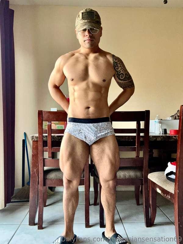 Cum get a lil taste😛