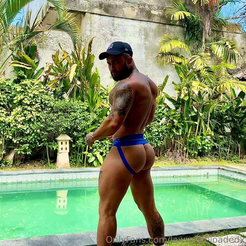Eat it up!! 💦💦💦 🥰